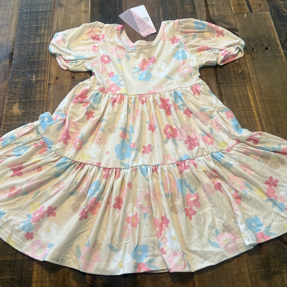 Dot Dot Smile size 3/4 or 5/6 girls floral Tier dress New